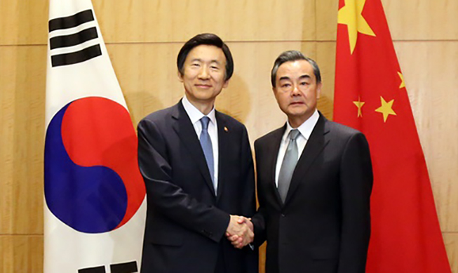 Corea, China y Japón refrendan compromisos durante encuentro diplomático de alto nivel 