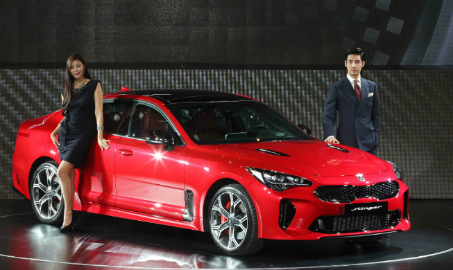 Kia motors presenta su nuevo sedán deportivo Stinger