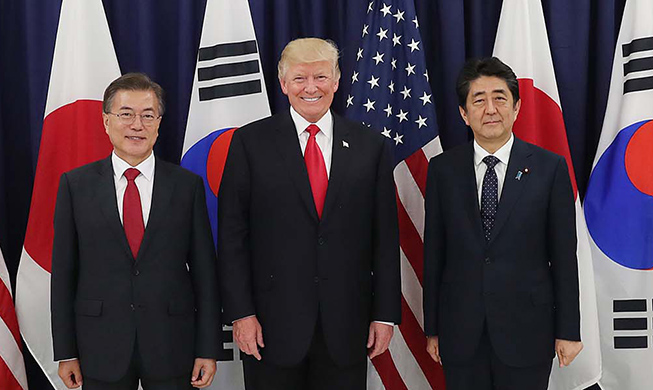 Corea del Sur, EEUU y Japón establecen una firme cooperación ante Pyongyang