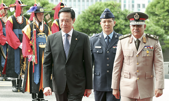 Corea del Sur y Egipto fortalecen la cooperación militar