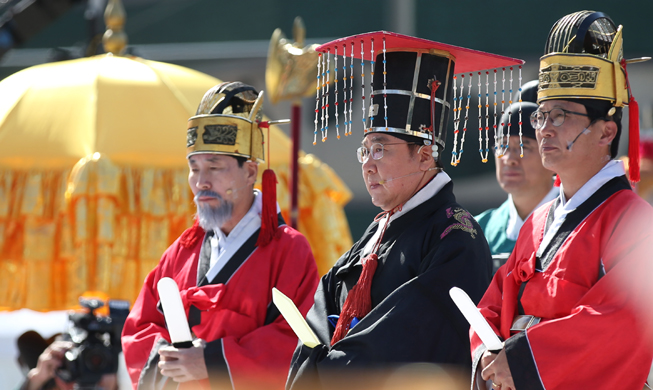 Se reproduce la coronación del emperador Gojong 