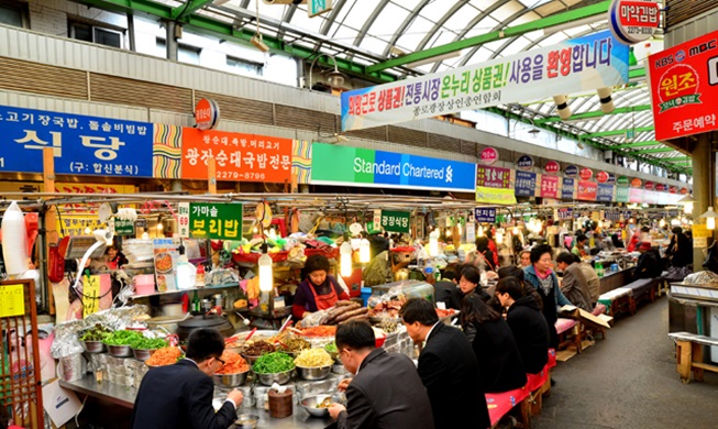 El índice de confianza del consumidor ha incrementado debido al mejoramiento de las relaciones intercoreanas
