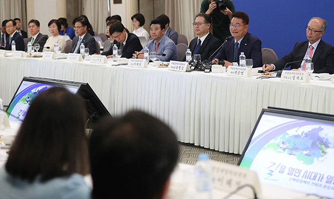 Corea promueve la cooperación económica del norte, a base de lazos intercoreanos