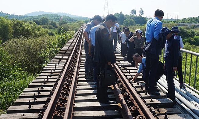 Las dos Coreas inspeccionan condiciones de líneas férreas