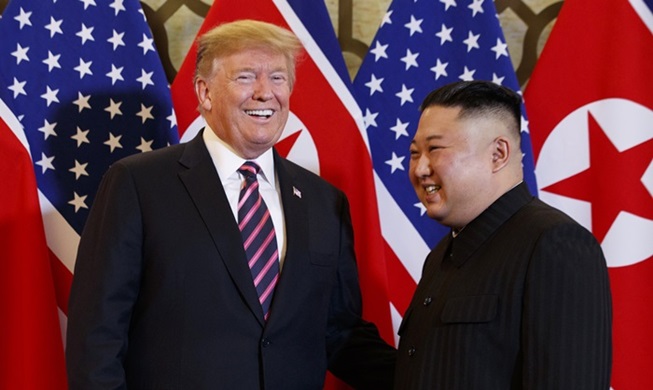 Kim y Trump vuelven a reunirse en Hanói