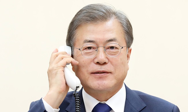 Moon y Trump discuten mantener el diálogo con Corea del Norte