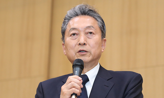 Ex primer ministro de Japón insta a que Corea vuelva a la lista blanca