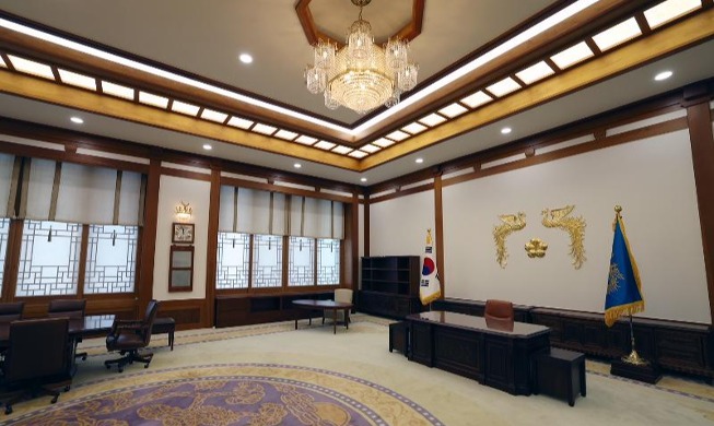 El interior del edificio principal del antiguo recinto presidencial Cheong Wa Dae se abre al público