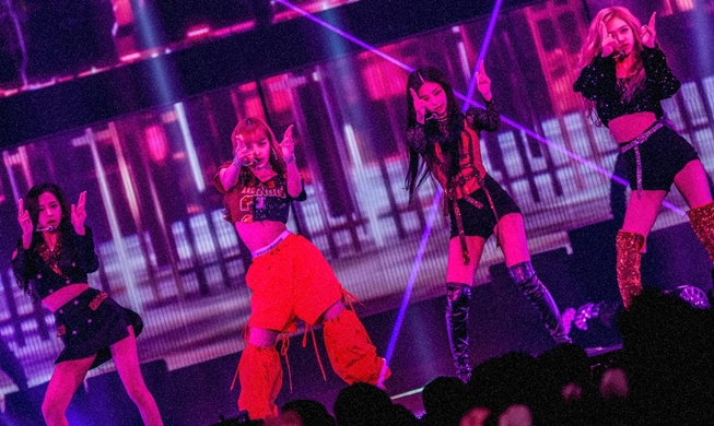 El videoclip de 'DDU-DU DDU-DU' de BLACKPINK supera los 2.100 millones de visualizaciones en YouTube