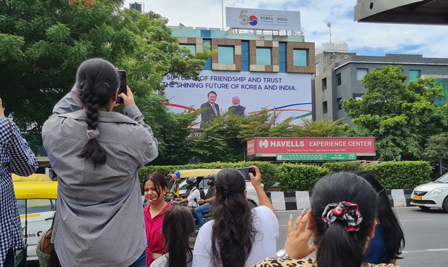 Anuncios en Nueva Delhi conmemoran los lazos Corea-la India