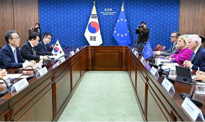 Corea y la UE critican las intenciones nucleares de Corea del Norte y firman un acuerdo de seguridad