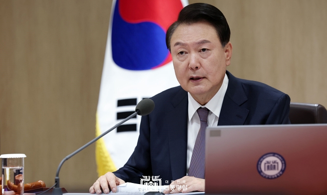 Yoon y el secretario general de la OTAN abordan la alianza militar entre Corea del Norte y Rusia