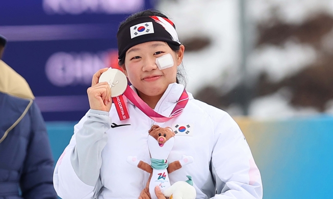 Kim Yun-ji hace historia al obtener su 2ª medalla en los Juegos Paralímpicos de Invierno