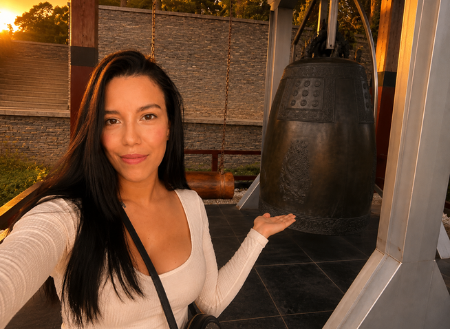 La campana milenaria coreana que custodia Caracas