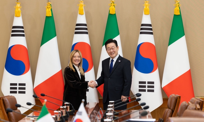 Corea e Italia refuerzan su cooperación en cadenas de suministro, semiconductores y defensa