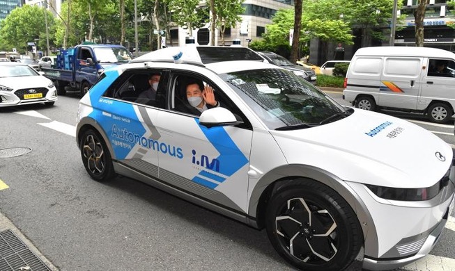 Las calles de Seúl presencian un taxi que se conduce de manera autónoma