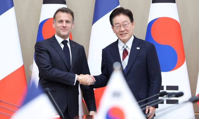 Corea y Francia acuerdan ampliar la cooperación en industrias de vanguardia y energía