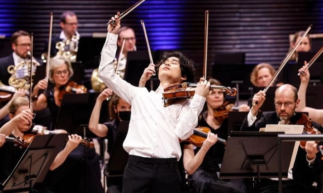 El violinista Yang In-mo se convierte en el 1er surcoreano en ganar el prestigioso concurso Sibelius