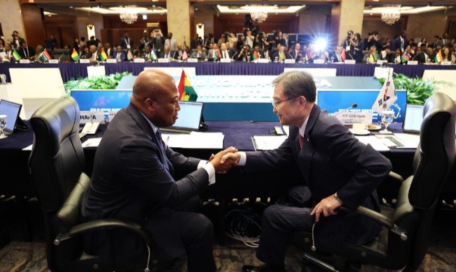 Corea y África estrechan lazos en Seúl con una histórica reunión de cancilleres