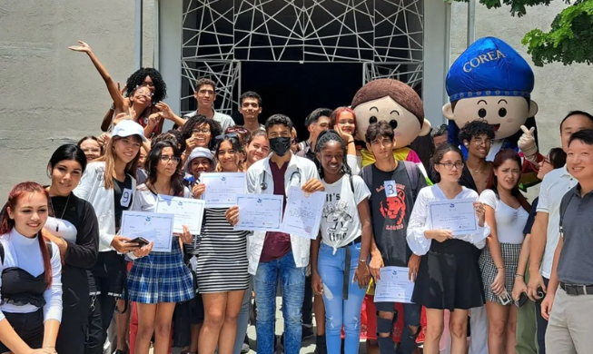 Se celebra el 2do concurso de coreano para adolescentes en Cuba