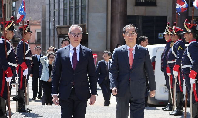 El primer ministro Han se reúne con los presidentes de Uruguay y Chile para discutir cooperación en diversos ámbitos