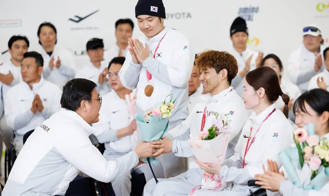 Regreso triunfal de los héroes de los Juegos Paralímpicos de Invierno Milano-Cortina