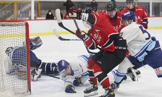 Se inaugura campeonato de hockey sobre hielo