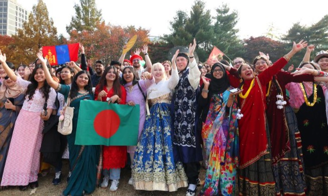 El Gobierno ampliará los beneficios y facilitará los trámites a los trabajadores extranjeros