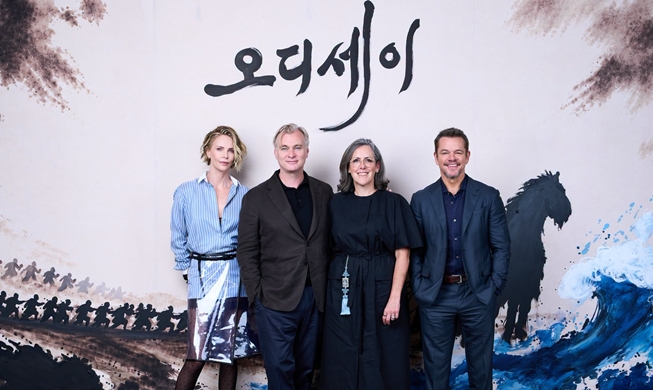 El director Christopher Nolan y el elenco de 'La Odisea' presentan la película en Corea