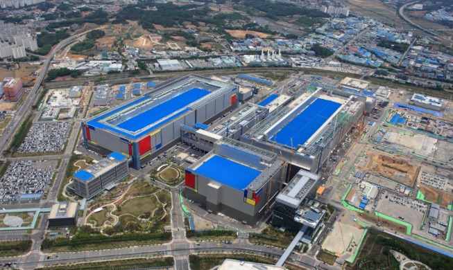 La producción de semiconductores aumenta un 28 por ciento en febrero