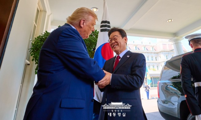 Lee destaca la firmeza de la alianza con EE. UU. tras reunirse con Trump