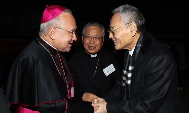 El ministro de Cultura visita el Vaticano con motivo del 60º aniversario de las relaciones bilaterales