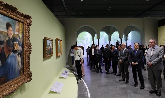 Una exposición de arte conmemora el 140º aniversario de los lazos Corea-Reino Unido