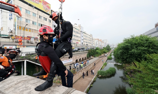 Simulacro de rescate ciudadano en caso de inundaciones