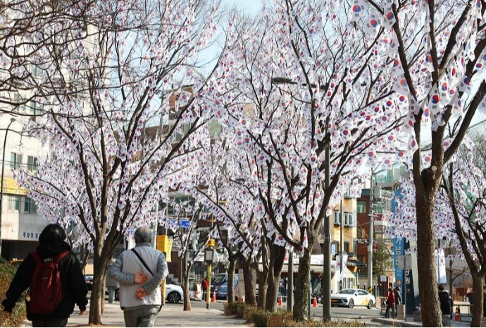 Conmemorando el aniversario del Movimiento por la Independencia del 1 de Marzo