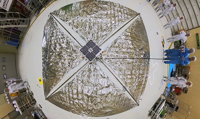 Un equipo coreano desarrolla una tecnología sostenible y de bajo coste para eliminar basura espacial