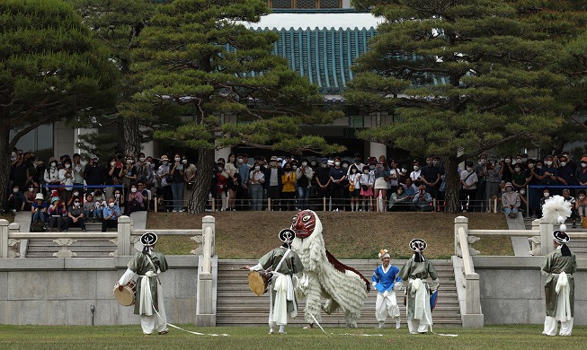 Danza del león en Cheong Wa Dae