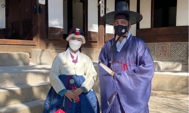 Embajada estadounidense en Corea: el hanbok es parte de la cultura tradicional coreana