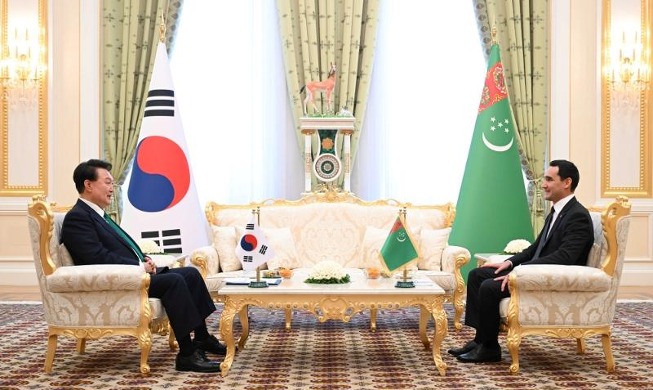 Corea y Turkmenistán acuerdan reforzar su cooperación económica