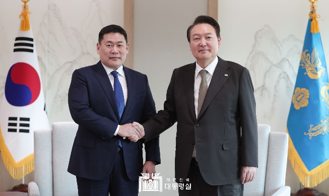 El presidente Yoon agradece a Mongolia por respaldar la candidatura de Busan para la Exposición Mundial 2030