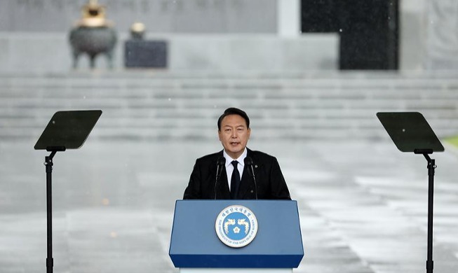 Presidente Yun Suk Yeol da un discurso en la 67ª Ceremonia Conmemorativa del Día de los Caídos