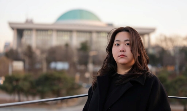 La activista climática Kim Borim gana el Premio Ambiental Goldman