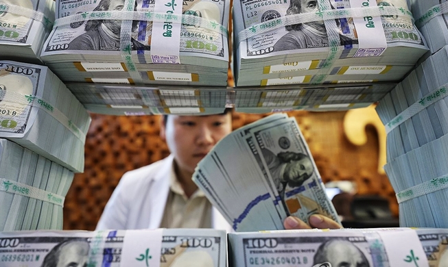 Las reservas de divisas de corea ascienden a 427.950 millones de dólares en julio