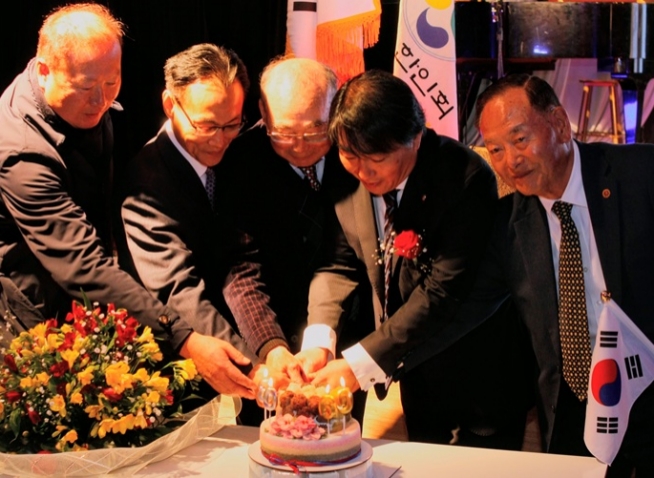 La comunidad coreana en Argentina conmemora el 80º aniversario de la liberación de Corea y 60 años de inmigración