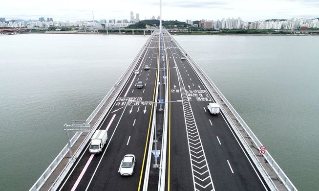 [Foto del día] Se inaugura el 31º puente sobre el río Han