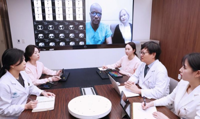 Se institucionaliza la telemedicina para los pacientes extranjeros