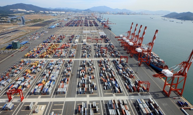 Corea registra en abril un superávit superior a los 28.000 millones de dólares