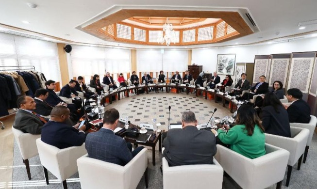 Corea marca el inicio de su liderazgo en el APEC con un encuentro estratégico en Seúl