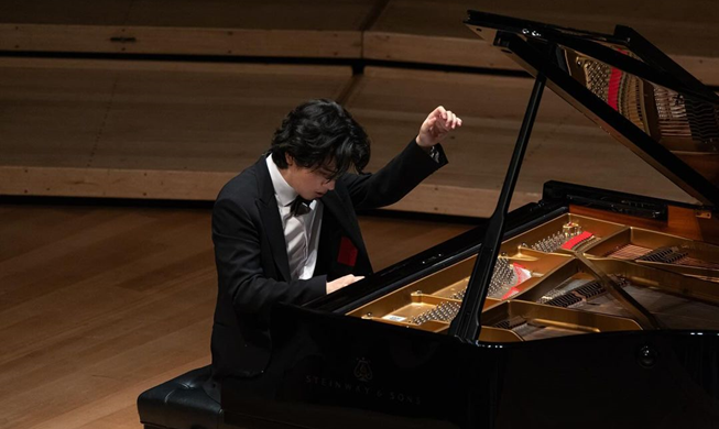 El pianista Yunchan Lim recibe dos galardones en los premios Gramophone