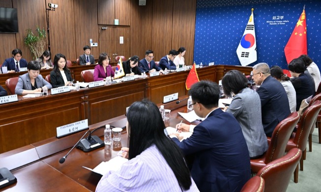 Corea y China abordan las cadenas de suministro e innovación en su reunión económica anual